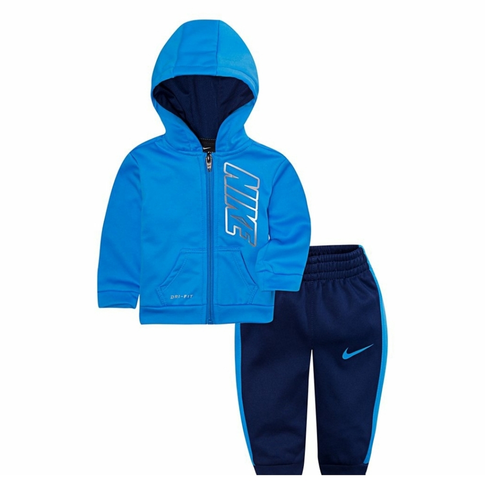 Nike Therma Set